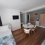Flower With Free Onsite Parking Apartament Mostar