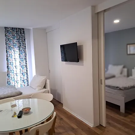Flower With Free Onsite Parking Lejlighed Mostar