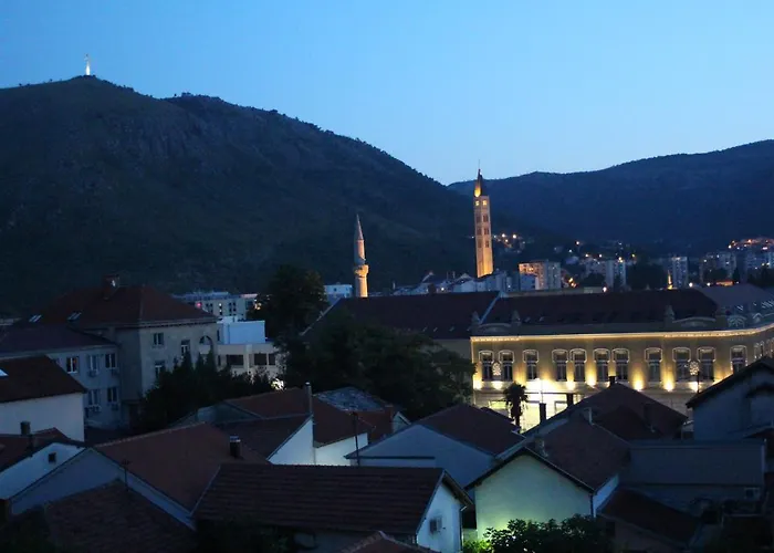 Flower With Free Onsite Parking Apartman